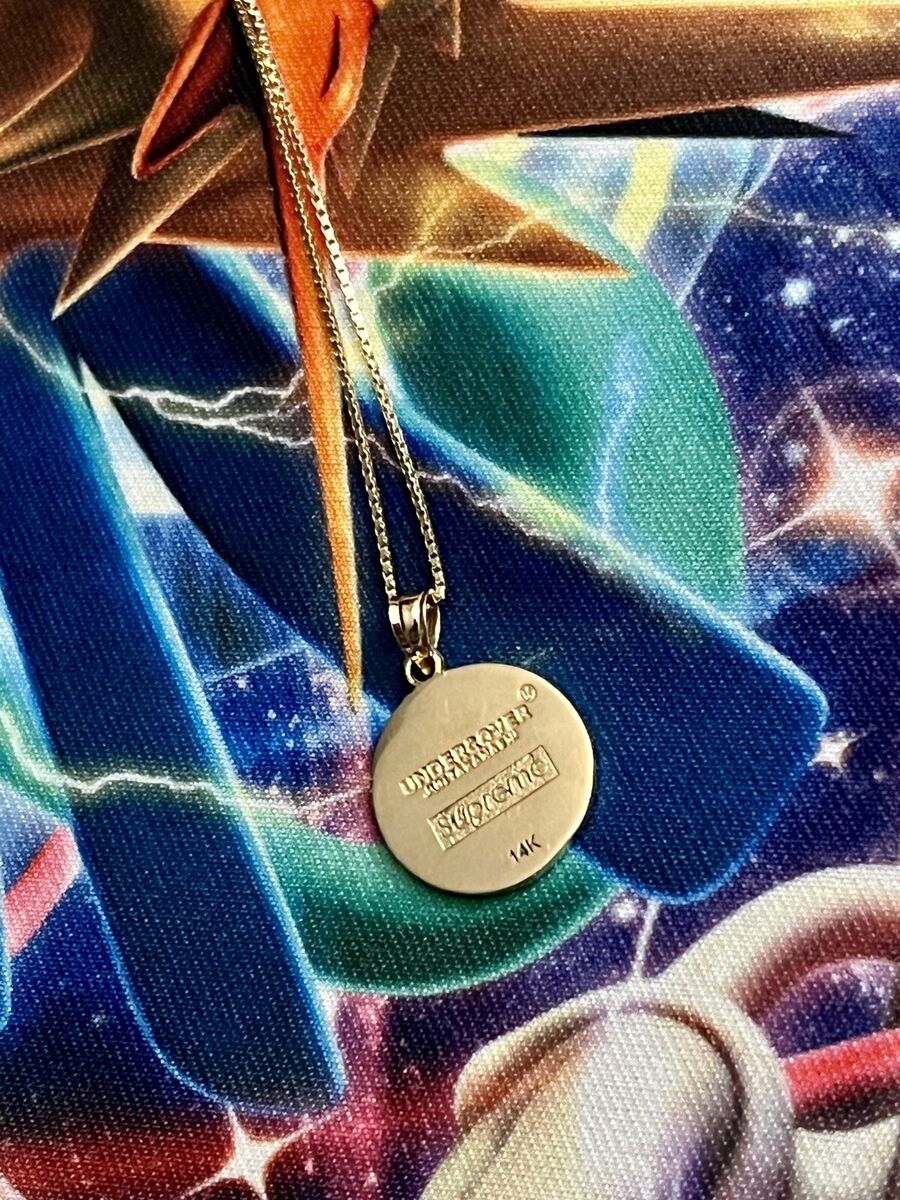 Supreme Undercover Pendant Chain 14k Gold | eBay Supreme Undercover Pendant Chain 14k Gold | eBay