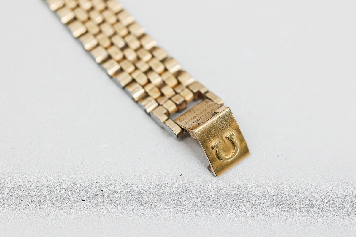 10K RGP *NEAR MINT* Vintage 1984 OMEGA De Ville Cal.1375 Quartz