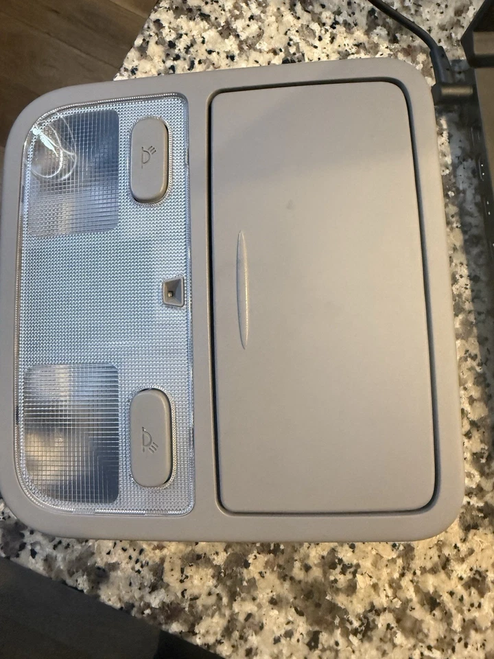 06 07 08 09 10 Kia Optima Overhead Map Light Console  Part No. 92800-2GXXX GRAY — 第 4/4 张图片
