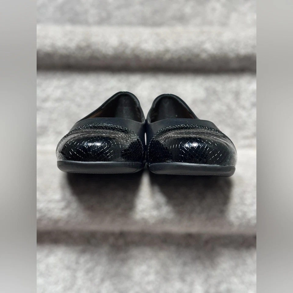 全新 Comfortview The Fay 黑色爬行动物鞋头懒人鞋宽平底女式 9.5WW — 第 4/4 张图片