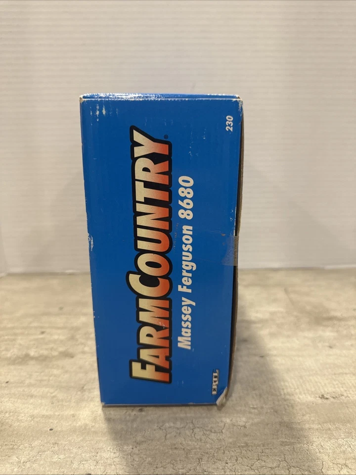 NEW Massey Ferguson 8680 Combine With Both Heads By Ertl Farm Country 1/64 Scale - Image 2 of 4