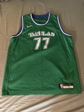 LUKA DONCIC Dallas Mavs Nike Hardwood Classic Swingman jersey, size 40 Small