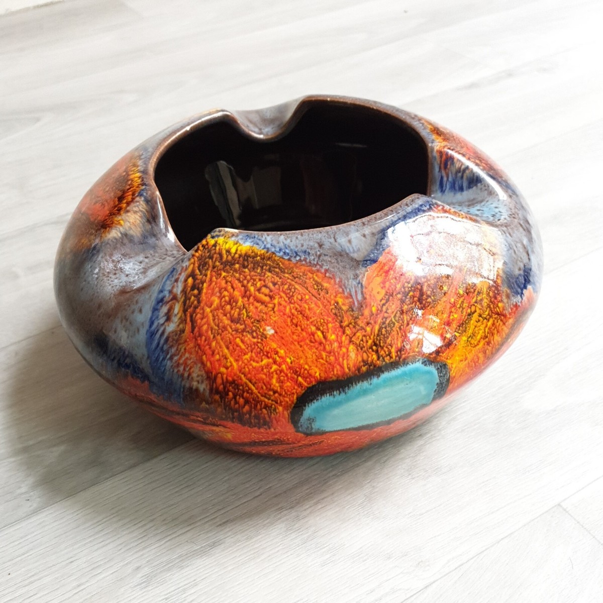 Cendrier Décoratif Orange Tatoué à La Main - Diamètre 12 Cm, Design Unique, Idéal Intérieur Et Terrasse