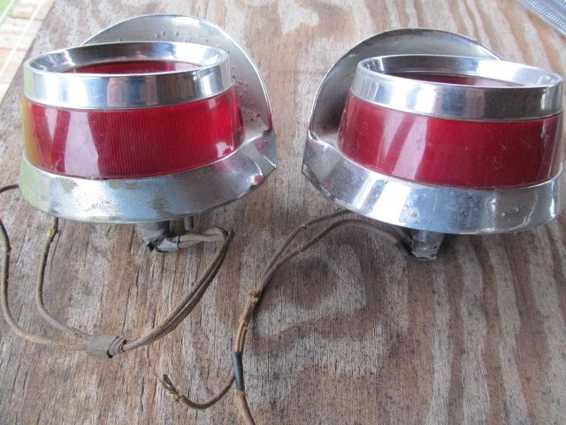 1956 Pontiac Star Chief & Safari Tail lights - Image 2 of 4