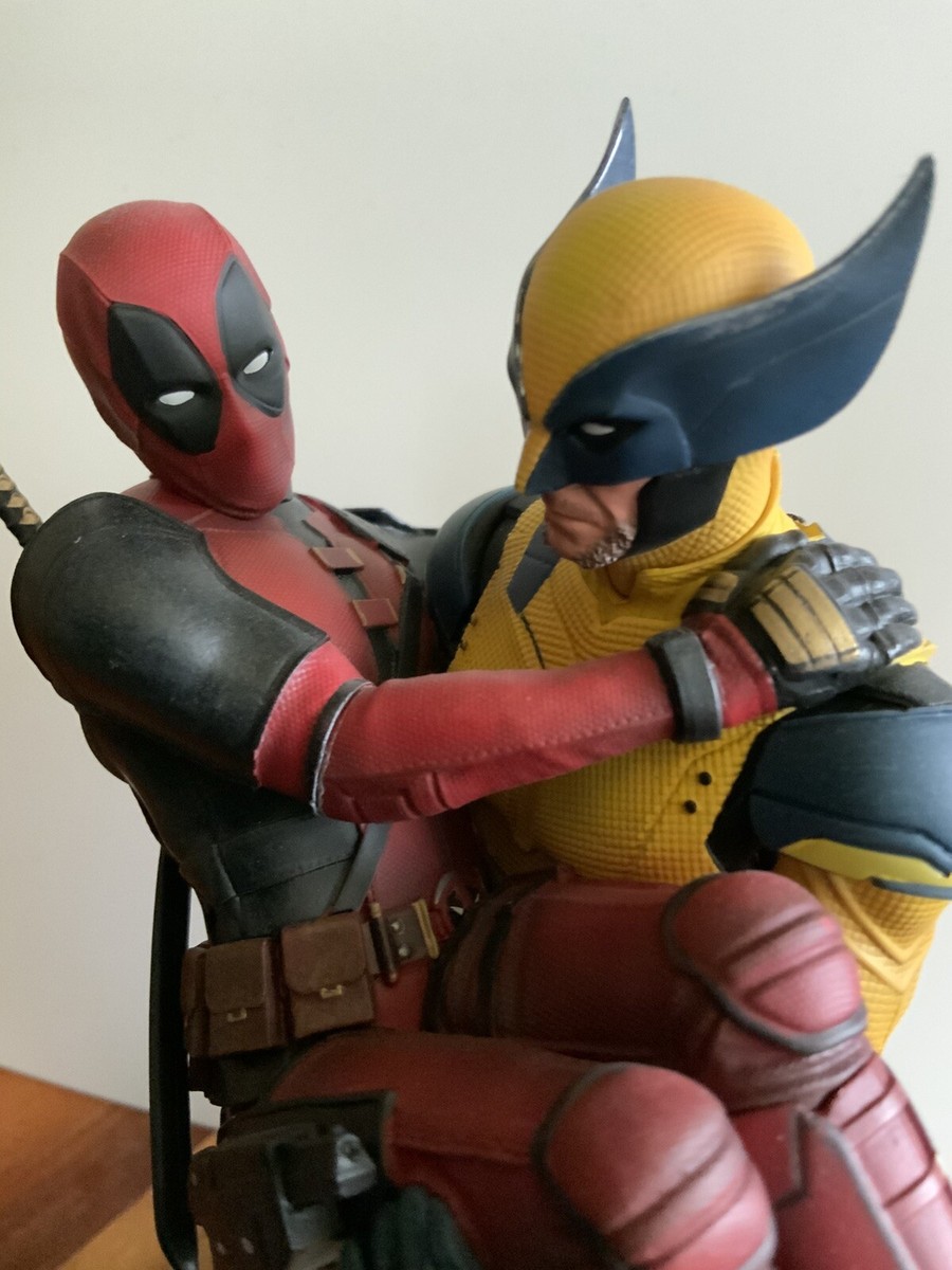 Statue Deadpool Art Scale Iron Studios Deadpool & Wolverine