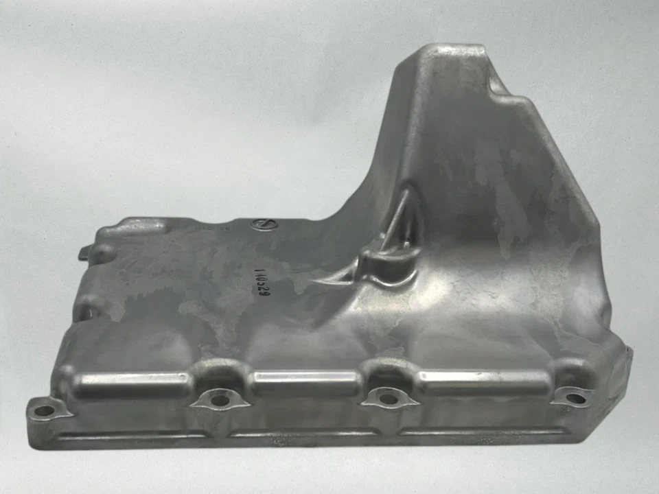 Panela de óleo original do fabricante Suzuki 2006 - 24 GSXR600 GSXR750 11511-01H00 - Imagem 4 de 4