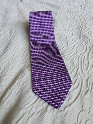 Brooks Brothers Men's Silk Tie Purple White Geometric Pattern Woven Logo