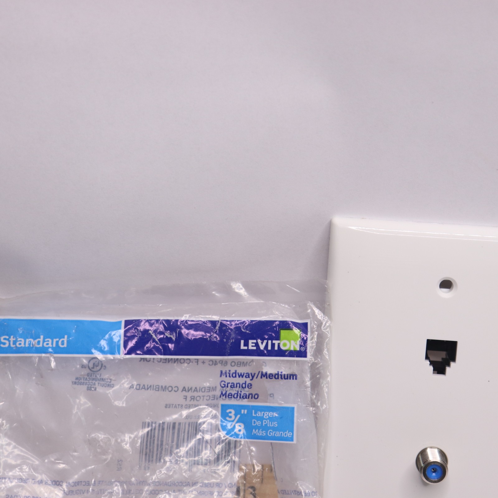 Leviton White 1-Gang Audio Wall Plate (1-Pack)