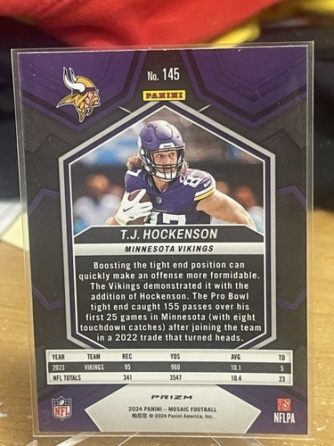 2024 Panini Mosaic - T.J. Hockenson #145 Green Mosaic Prizm VIKINGS Lions - Foto 2 di 2