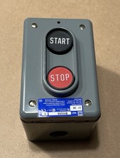 SQUARE D 9001BW255 ControlStation,Dead-End,2Buttons,Blk/Red 2XVH2