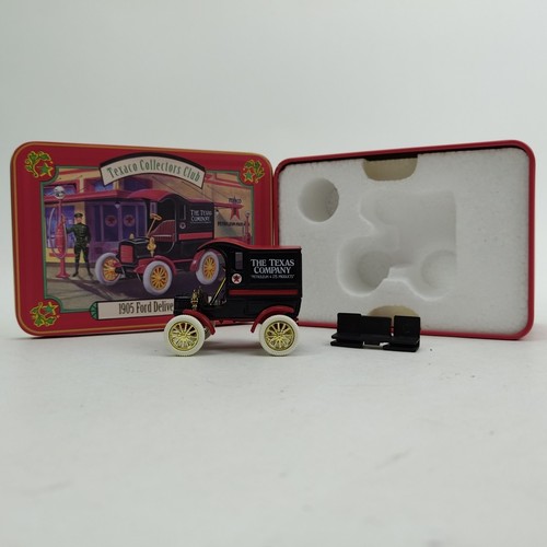 ERTL Texaco Collectors Club 1905 Ford Delivery Car 1/43 Diecast Model Tin Case