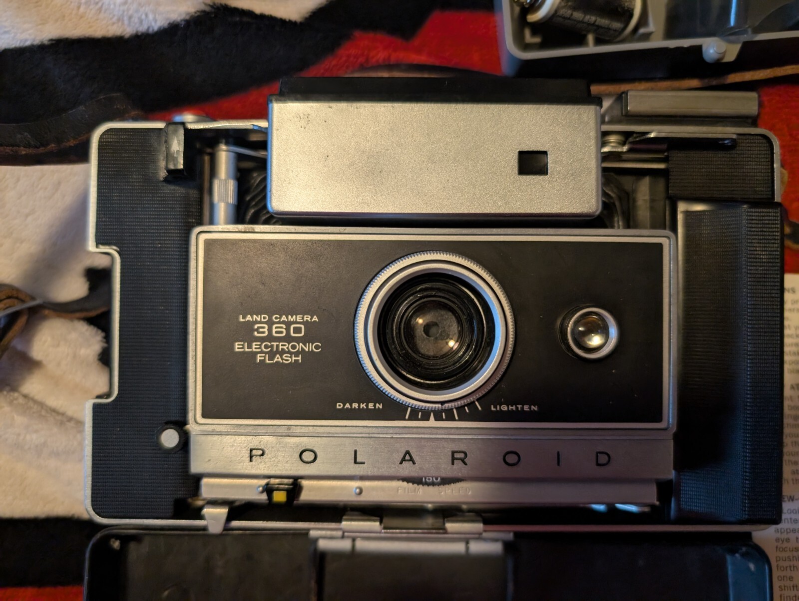 Foto 2 di 9