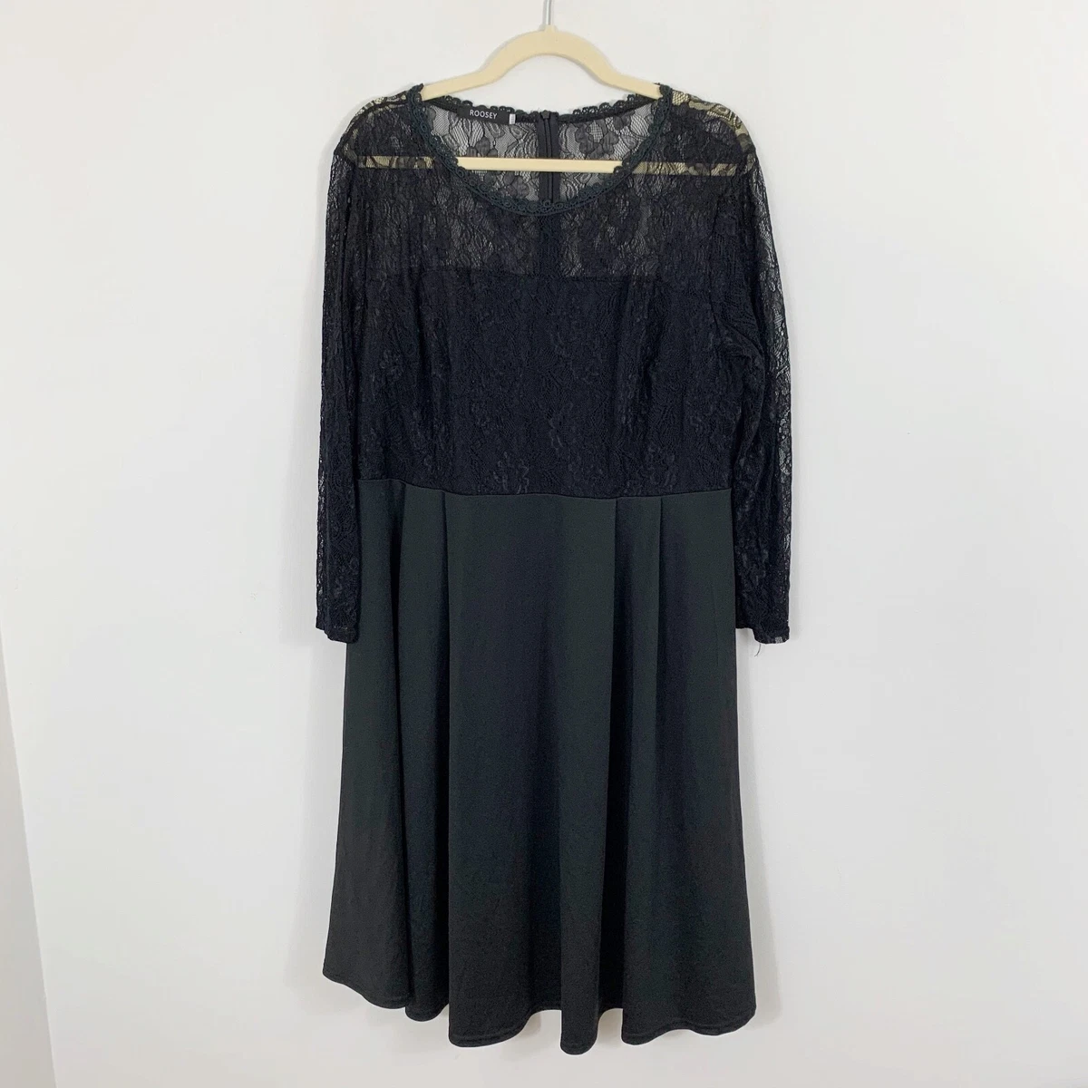 Roosey dresses top