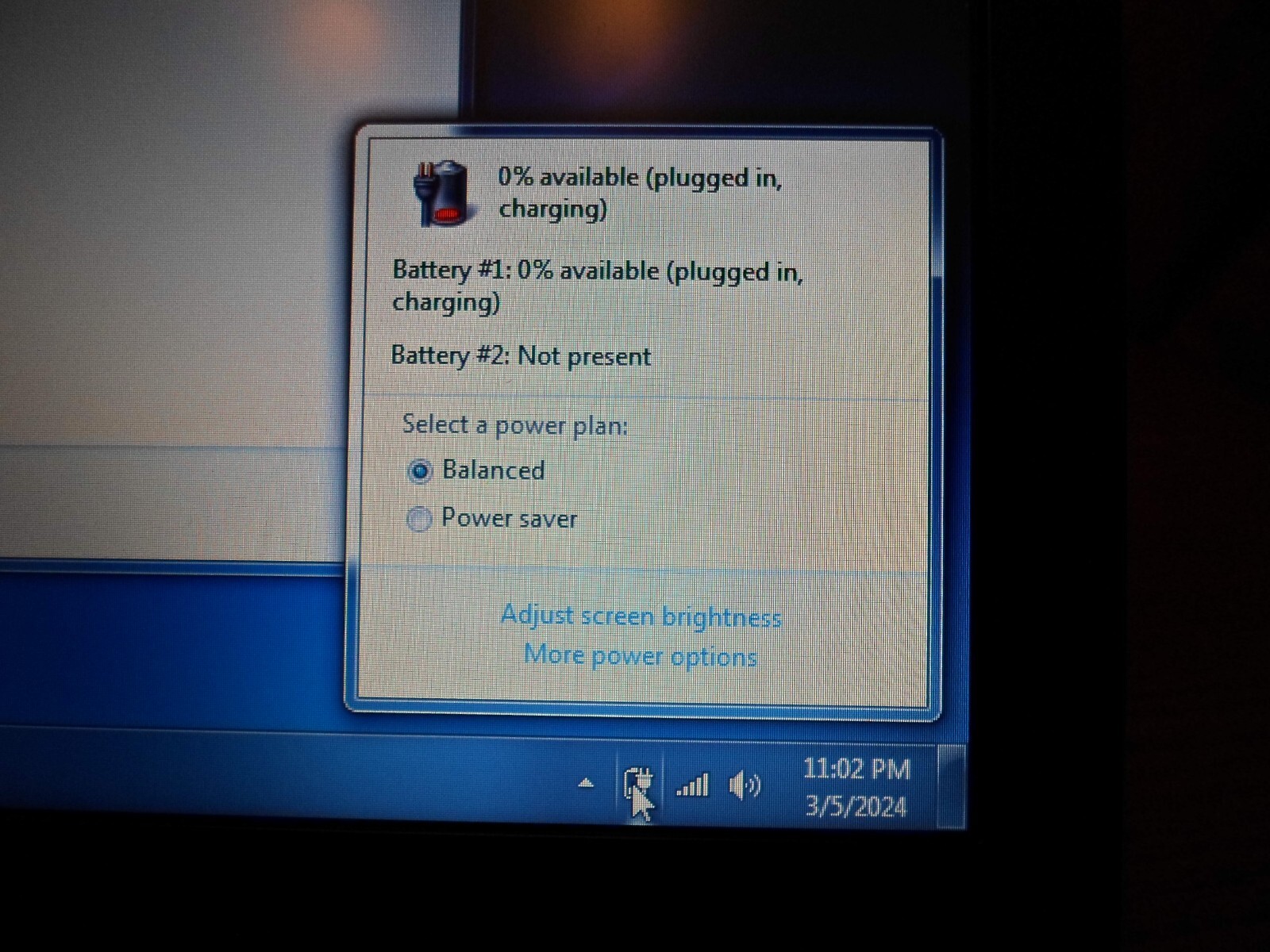 Dell latitude E 6410 laptop i5 2.67 150 HD Win 7, 2 Gig Ram Battery