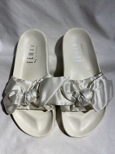 fenty slides bow white