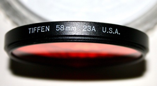 Tiffen 58mm Red 23A Lens Filter 58R23A & Pouch - Picture 4 of 4