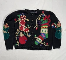 Vintage Eagles Eye Women’s Christmas Sweater Medium Teddy Bear Pouch Rare! 1994