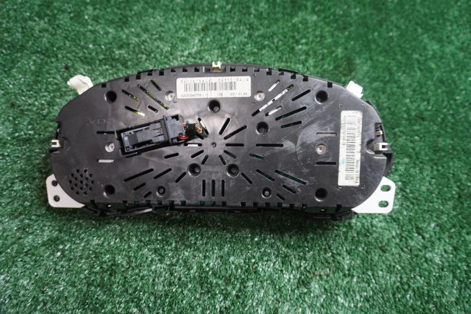 2011 2012 SUZUKI SX4 medidor de velocidade cluster fabricante de equipamento original 92K milhas 3411054L41 - Imagem 3 de 4