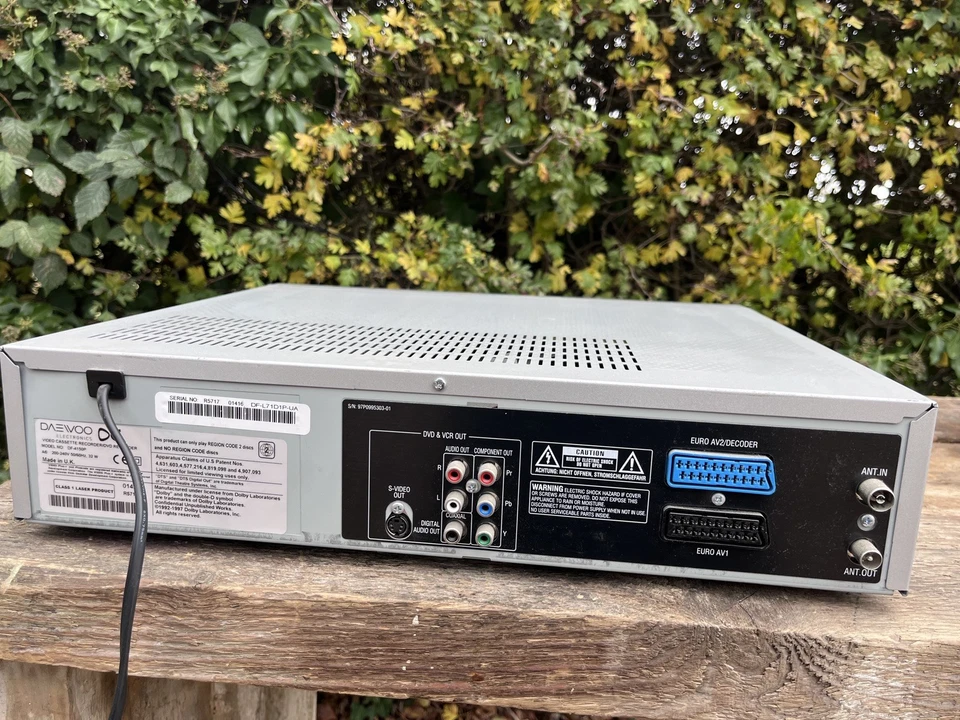 Daewoo DF-4150P DVD VCR VHS Recorder Combo Scart Rec - Image 2 of 4