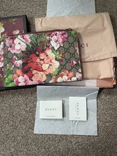Gucci Bloom Clutch Pouch