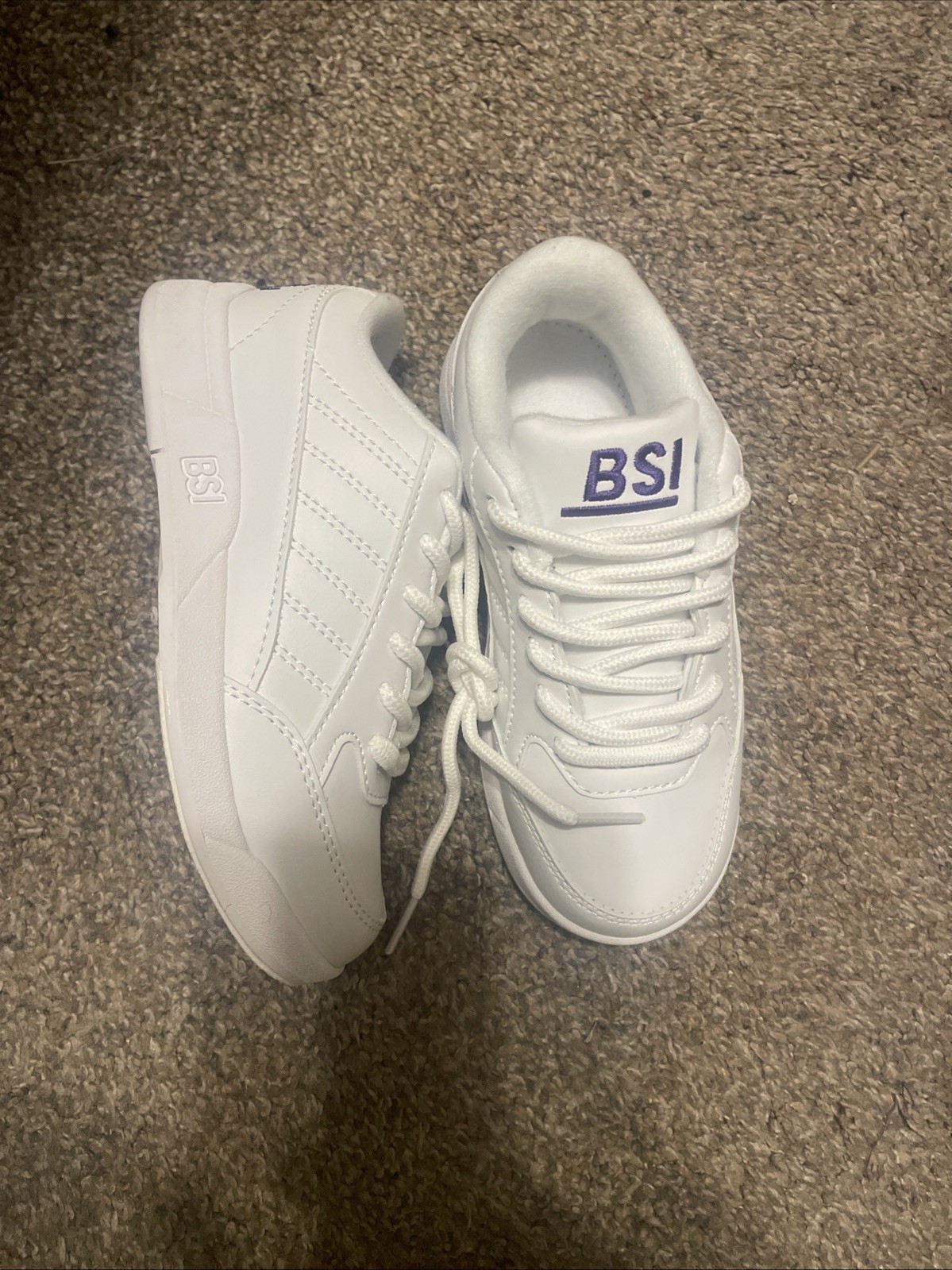 - Size 12 Leather & Cushioned