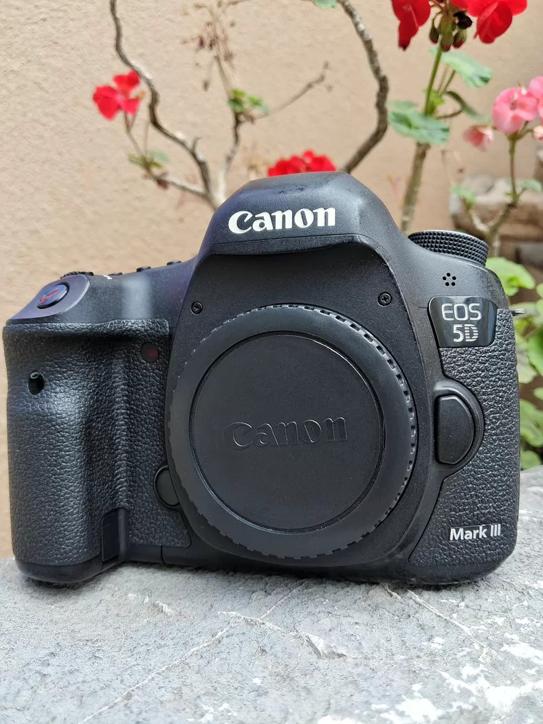 Canon EOS 5D Mark III vintage camera equipment - eBay listing photo 4