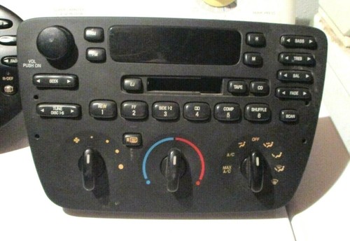 2000 FORD TAURUS RADIO/HEATER AC 