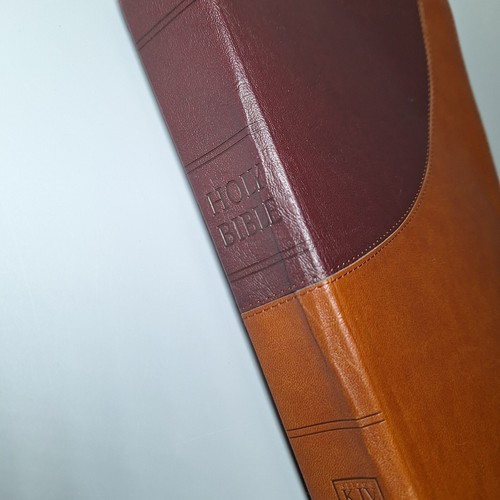 Vtg Thomas Nelson King James Flat Holy Bible Giant Print Soft Leather KJV Brown - Picture 3 of 24
