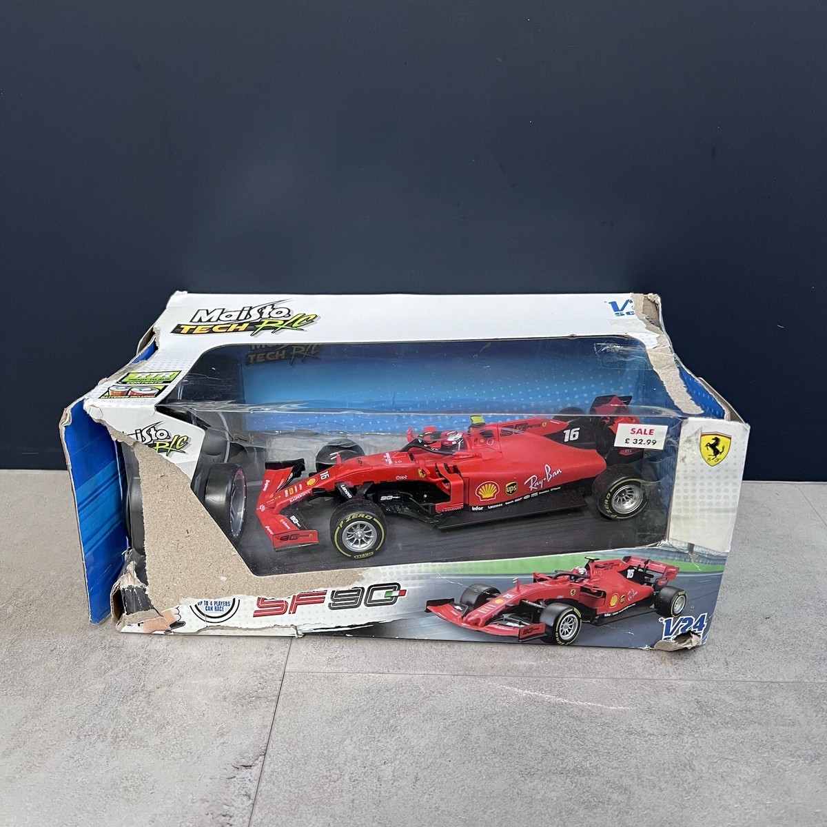 Maisto Voiture RadiocommandÃ©e Ferrari Maisto 1:24 Premium RC F1