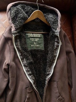 VINTAE ABERCROMBIE & FITCH Wolf Jaw faux fur lined full zip hoodie
