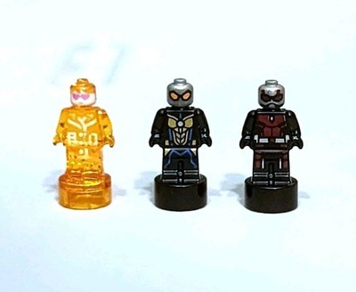 NEW LEGO  Marvel Minifigure Statuette Trophy lot Lyla Wasp Ant Man VERY SMALL 