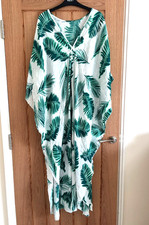 White & Green Tropical Palm Leaf Print Kaftan, Beach Dress, Size 18-20