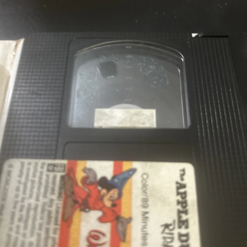 The Apple Dumpling Gang Rides Again VHS Tape 1979 Walt Disney Home Video RARE - Image 4 of 4