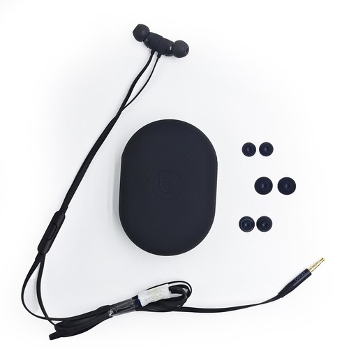 Beats by Dr. Écouteurs intra-auriculaires filaires Dre UrBeats3 3,5 mm - Noir - Photo 2 sur 10