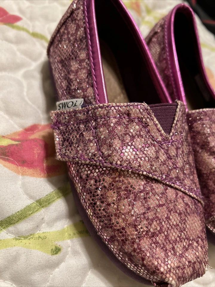 TOMS Toddler Classic Tiny Glitter Slip On Flats Pink Shoes Size T8 - Image 2 of 4