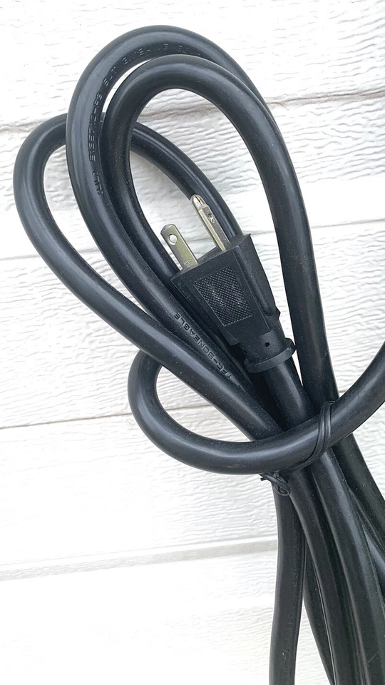 Eaton 24-Outlet Power Distribution Unit 1.92kW (w/ 9 Foot Cord) EPBZ97 - Image 3 of 4