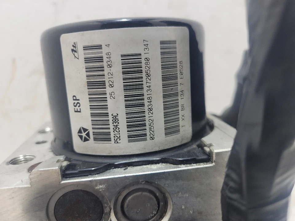 Jeep Liberty 2007 módulo de bomba de freno antibloqueo P52129438AC OEM Foto 3 de 4