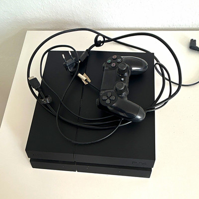 Sony PlayStation 4 PS4 Heimkonsole Schwarz inkl. DualShock 4 Controller & Kabel