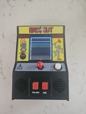 Break out by Atari 1976 Mini Classic Arcade Electronic Video Handheld Game WORKS