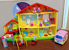 Peppa Pig Playtime To Bedtime House with Lights  Sound Furniture Lots of Extras