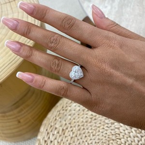 Engagement Ring White Gold 3.5ct IGI Certified E/VVS2 Heart Lab Created Diamond
