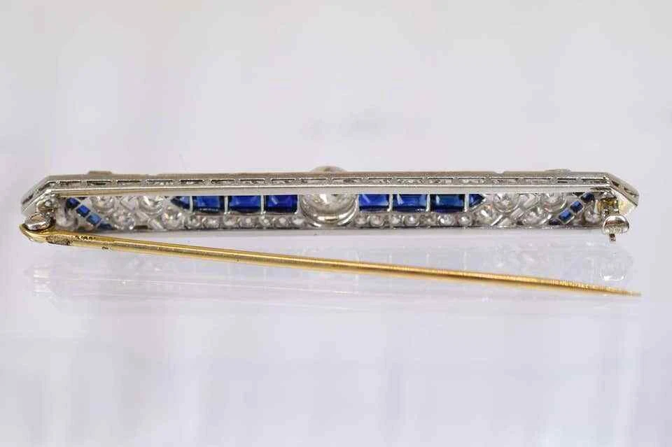 Брошь на булавке в стиле ар-деко с синими сапфирами и круглыми фианитами 4,60 карата - Изображение 4 из 4