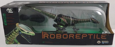 Roboreptile Robot Reptile RC Exclusive Chroma Shift Discovery WowWee 2006 SEALED