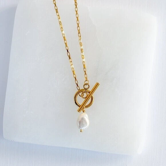Waterproof Gold Toggle Necklace with Baroque Pearl Gold Chain Necklace Pearl - Image 2 of 4