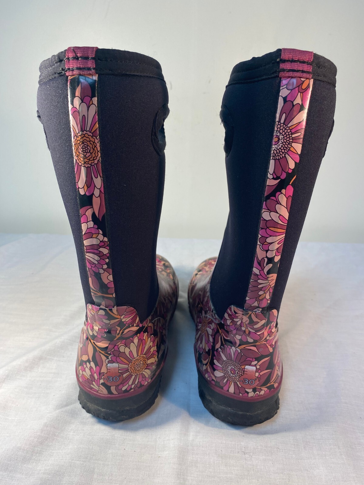 BOGS Classic Mumsie Boots Big Kid's Youth Insulated Winter - US 5