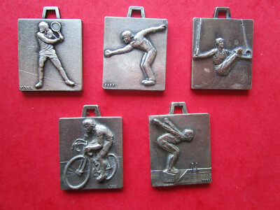 Porte-clés Ballon De Rugby Argenté Gravure Personnalisée Sur Médaille