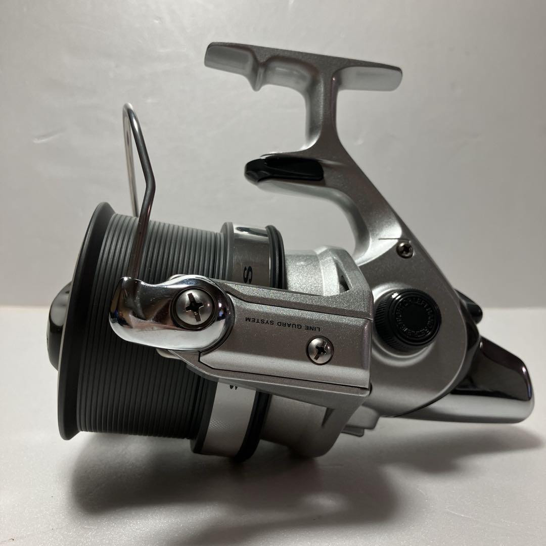 Daiwa SURF-S 35A Surf Spinning Reel for 3 Line Near Mint Daiwa SURF-S 35A Surf Spinning Reel for 3 Line Near Mint