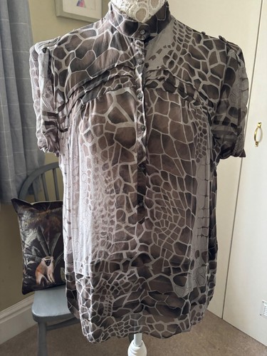 Stunning Allsaints Silk Blouse Size UK 12 Animal Print Semi Sheer Grey VGC - Picture 3 of 11