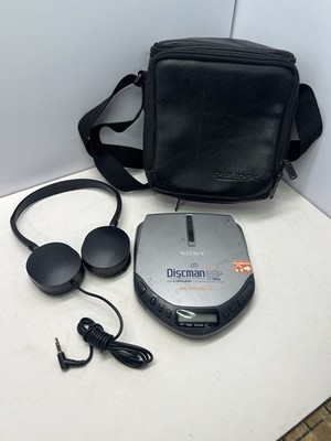 Sony Discman ESP D-E301 Portable CD Player Silver Mega Bass W/ Case & Headphones