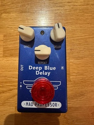 MAD PROFESSOR Deep Blue Delay Pedal B-Stock Guitar Effect